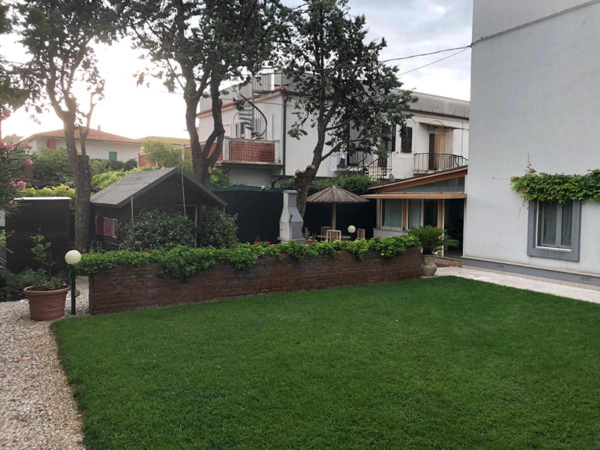 Shell House, Casa Con Ampio Giardino A 100M Dal Mare Villa มาร์เชลลี ภายนอก รูปภาพ